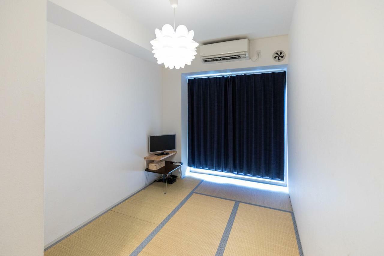 Appartement Tabist Gloire Ōsaka Extérieur photo